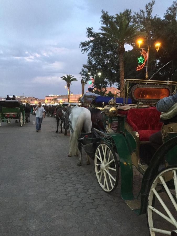 Riad Le Marrakech Berrima Marrakesh Bagian luar foto